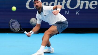 Djokovic gây sốc: thua chóng vánh ngay trận ra quân Cincinnati