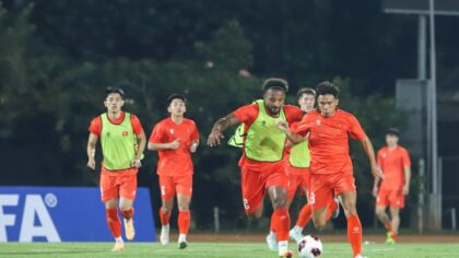 Indonesia ra tay, Việt Nam thả ga tại ASEAN Cup