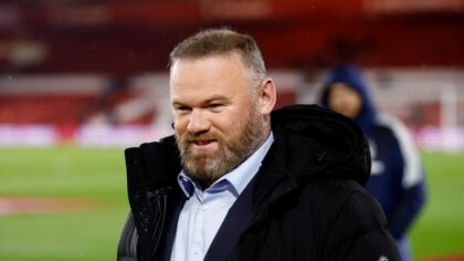 Rooney thẳng thừng chỉ mặt người cần bị loại khỏi đội hình MU